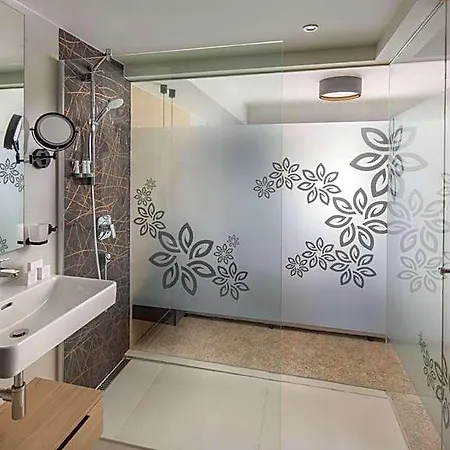Hotel Sungarden Wellness 4*