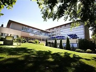 Sungarden Wellness Отель