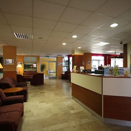 Sungarden Wellness Otel Siofok